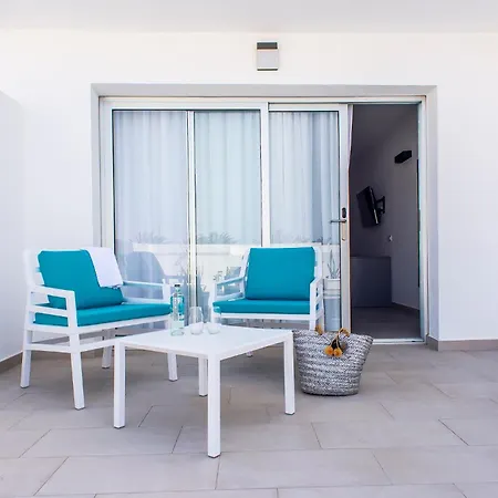 Taimar Hotel