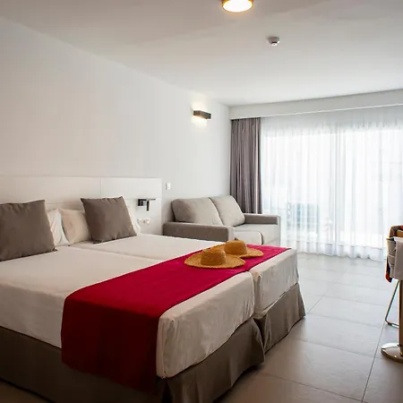 Taimar Hotel 4*