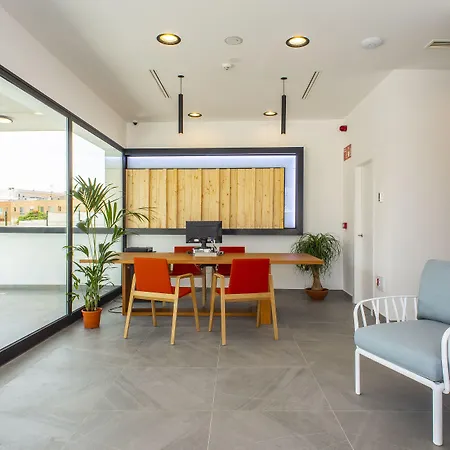 Taimar Hotel 4*
